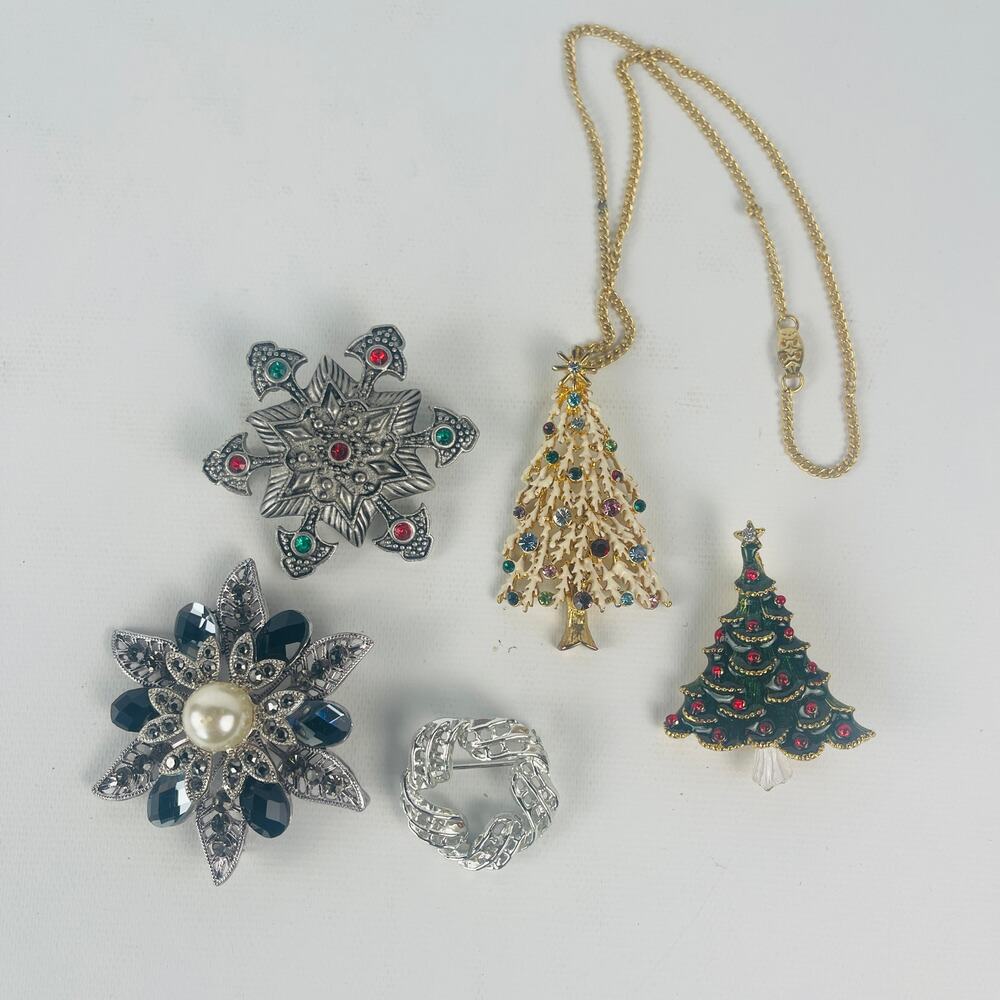 Christmas Tree / Snowflake Costume Pins / Pendants Jewelry Lot of 5